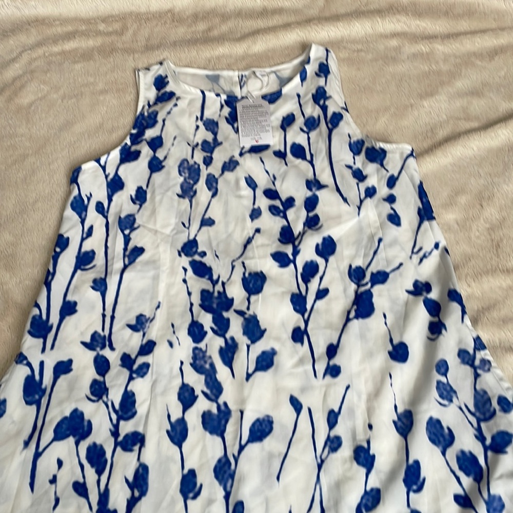 Fashion says me too dress